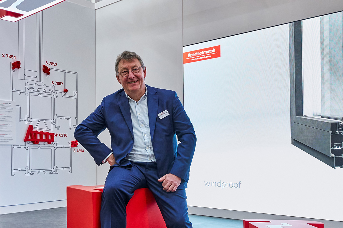 Photo of Mike Piqeur, the CEO of Deventer at exhibition "Fensterbau 2024"